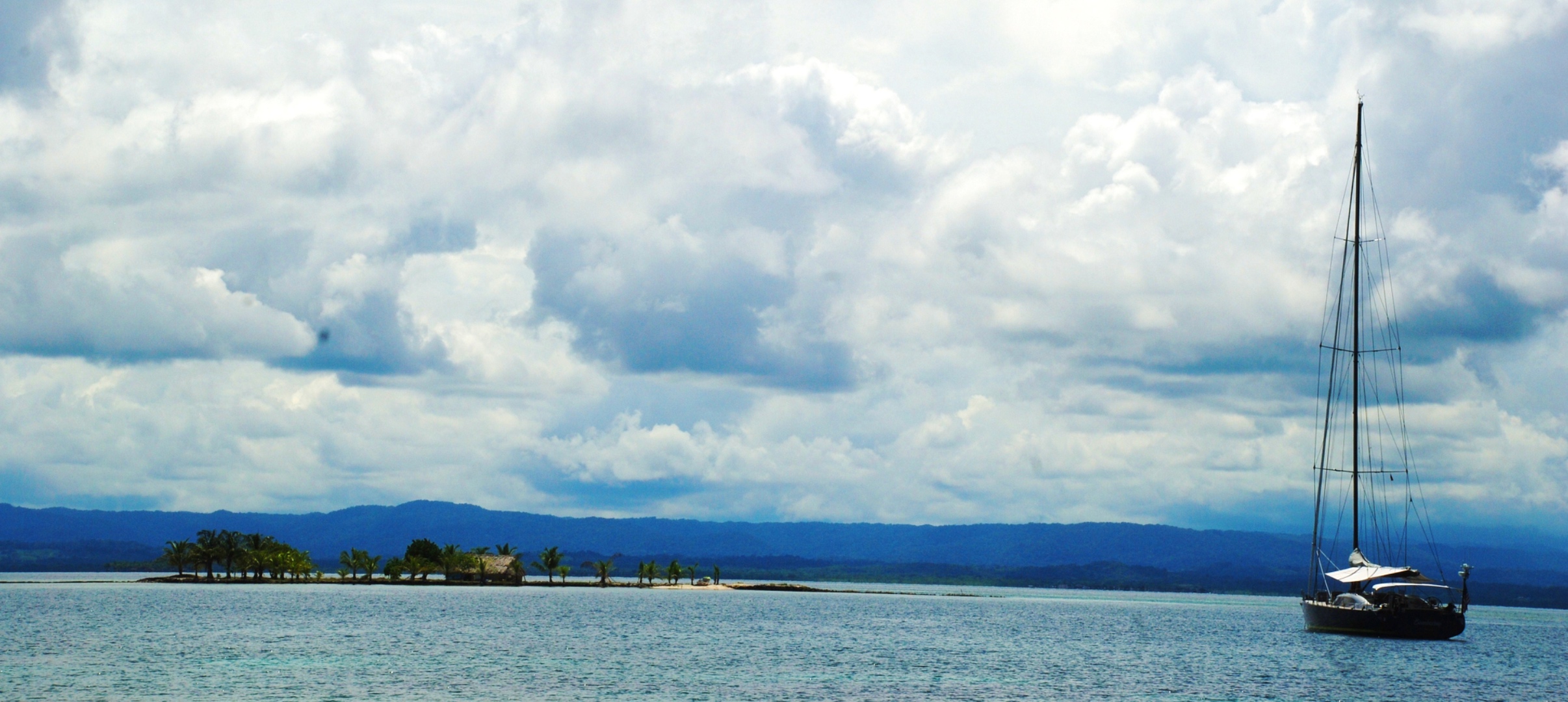 Bambochip at anchor in Panama